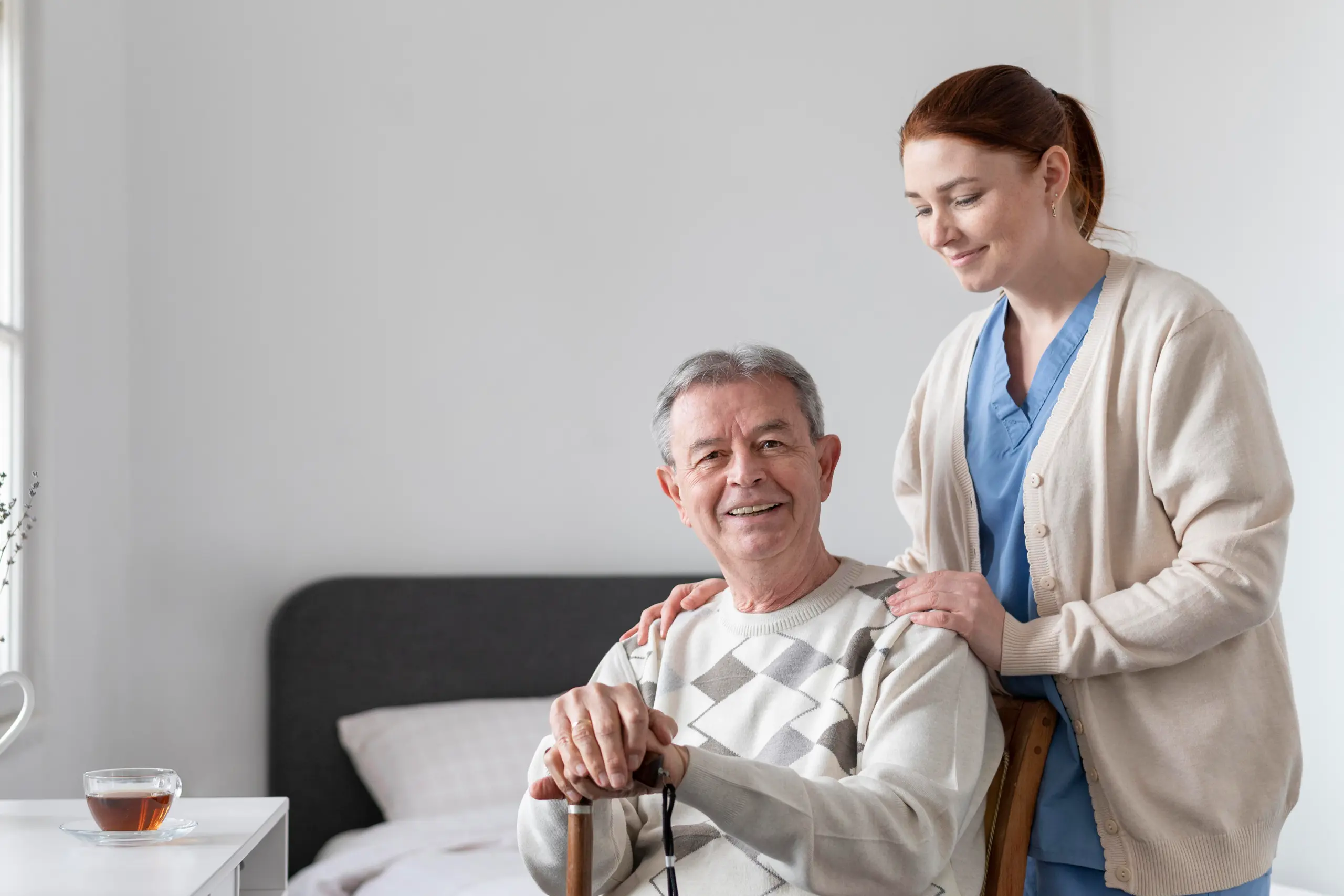 10 Signs Your Elderly Parents May Need Home Care in Dubai